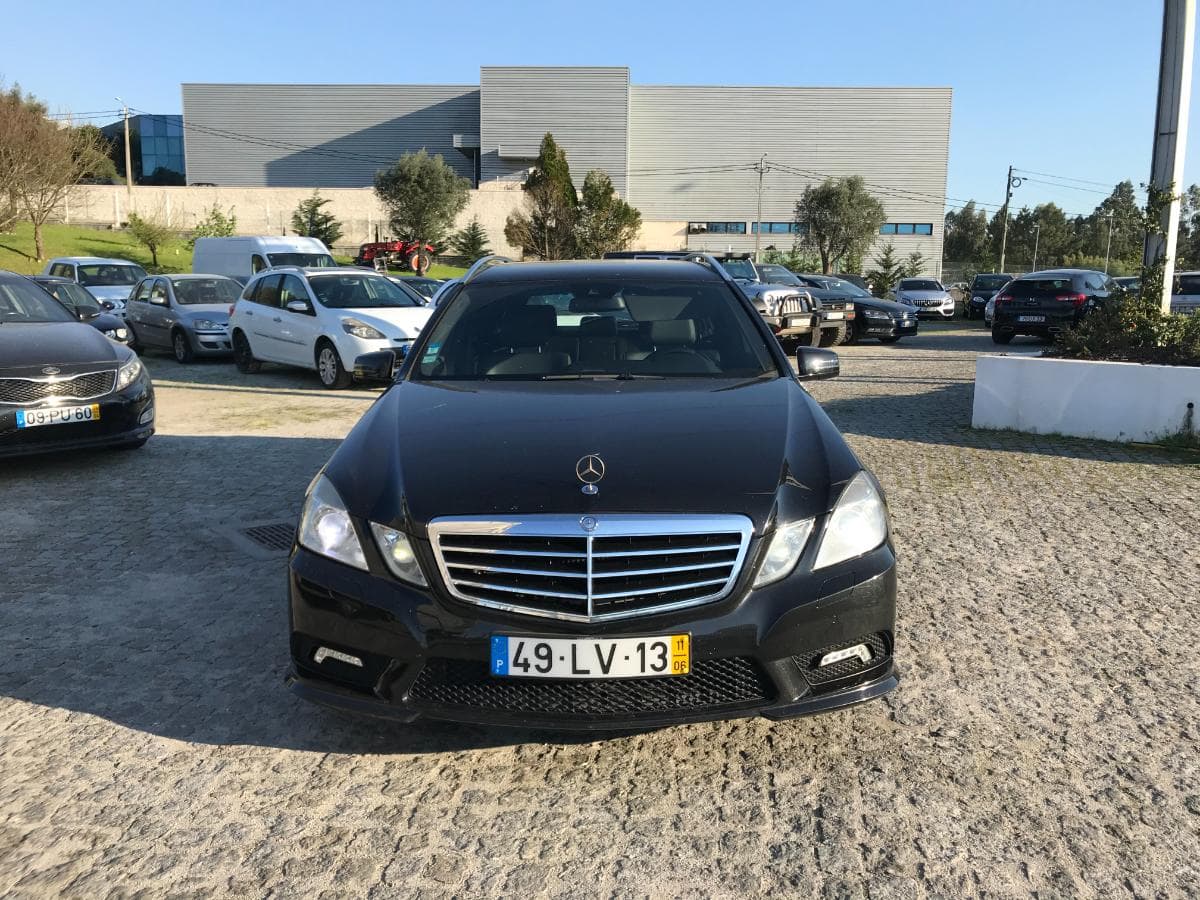 Mercedes-Benz E250 CDI AMG · Ano 2011 — imagen 2