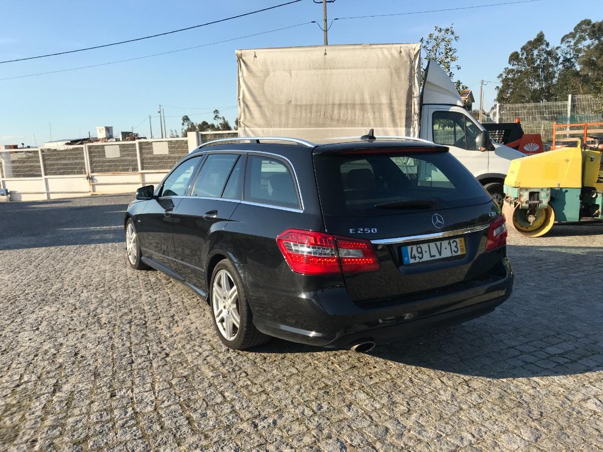 Mercedes-Benz E250 CDI AMG · Ano 2011 — imagen 6