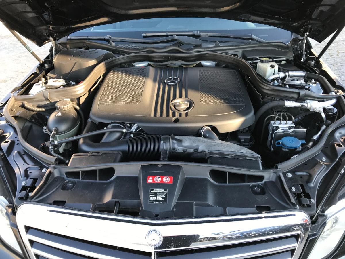 Mercedes-Benz E250 CDI AMG · Ano 2011 — imagen 10