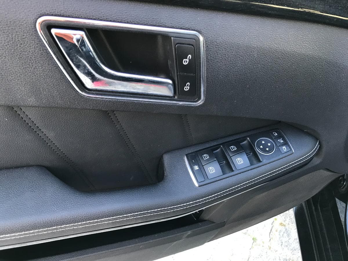 Mercedes-Benz E250 CDI AMG · Ano 2011 — imagen 17