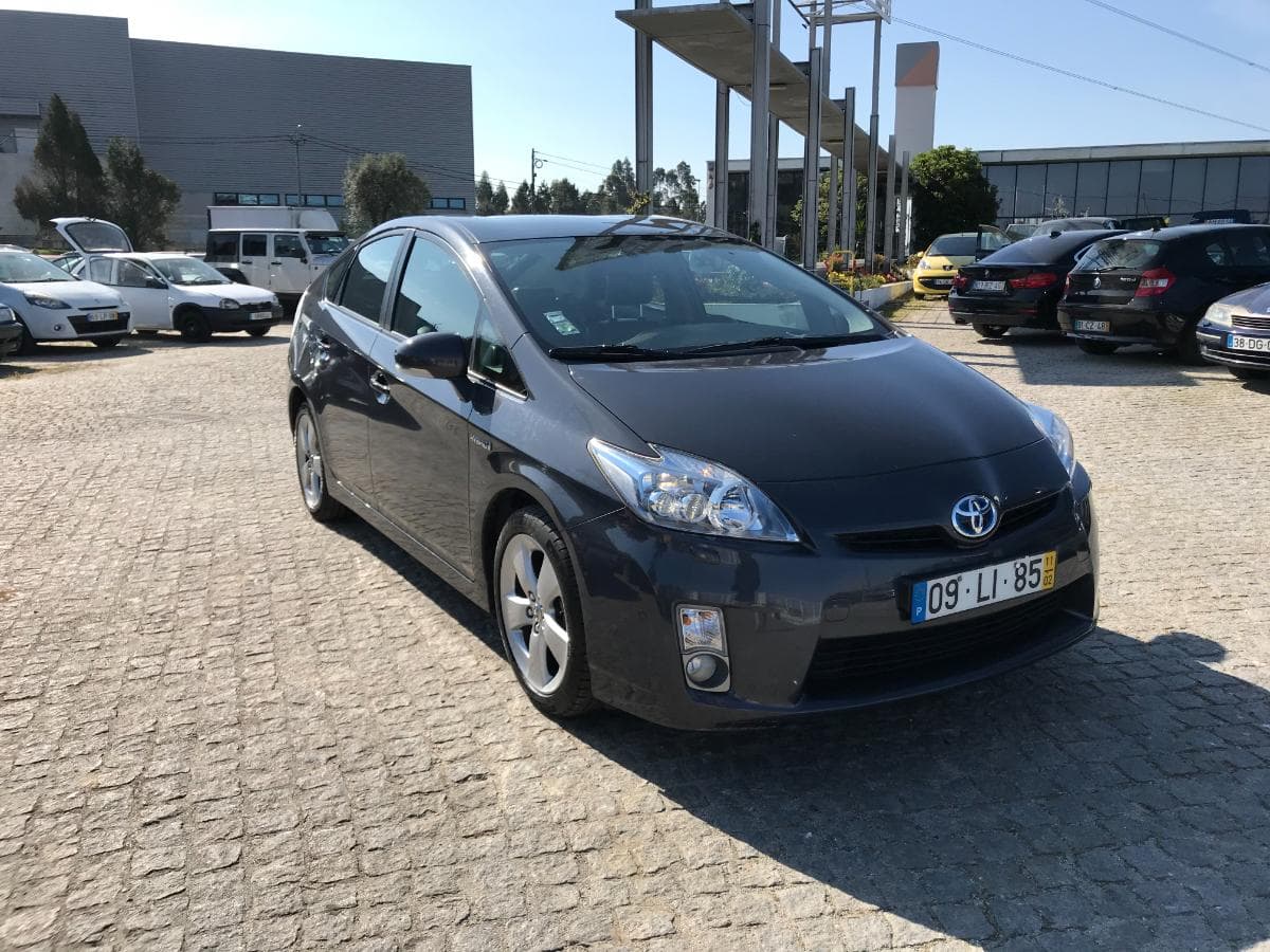 Toyota Prius 1.8 · Ano 2011 — imagen 1