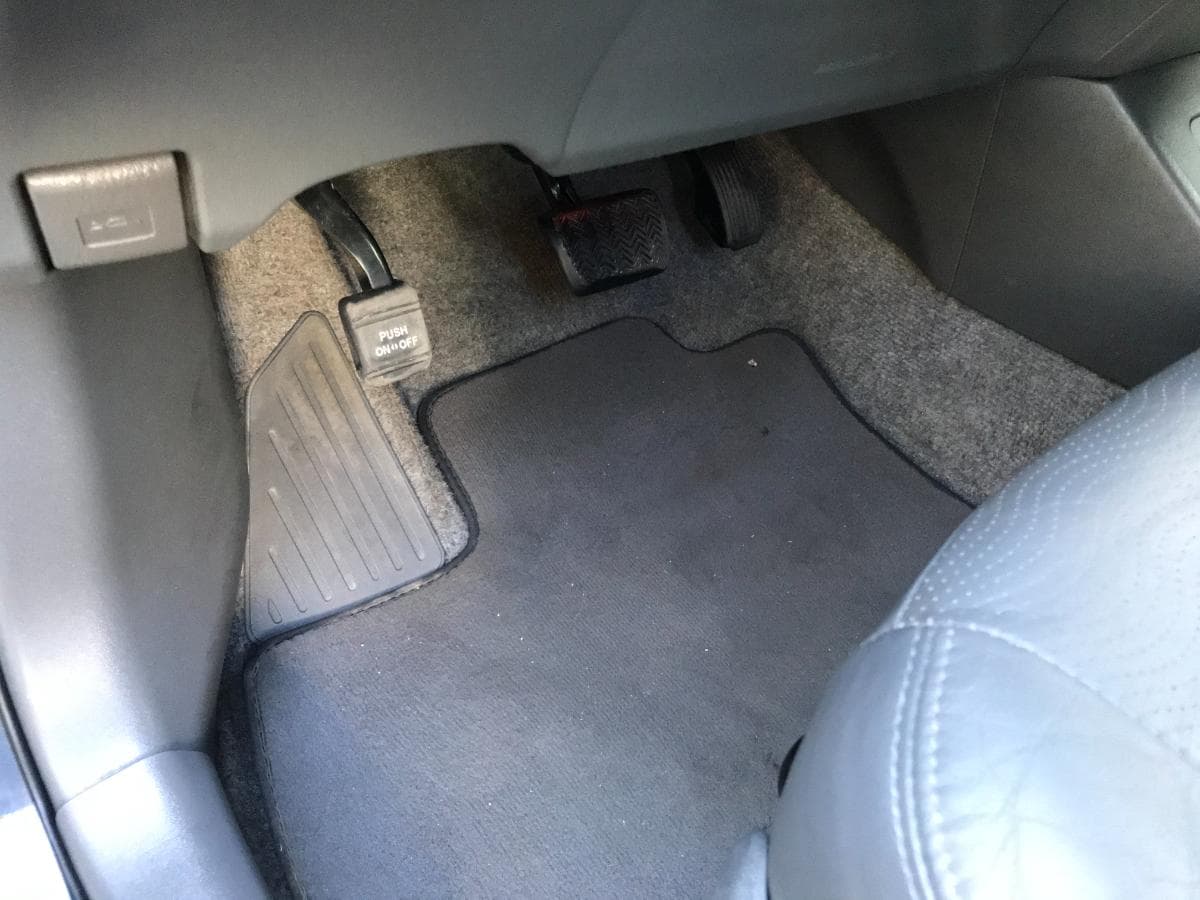 Toyota Prius 1.8 · Ano 2011 — imagen 22
