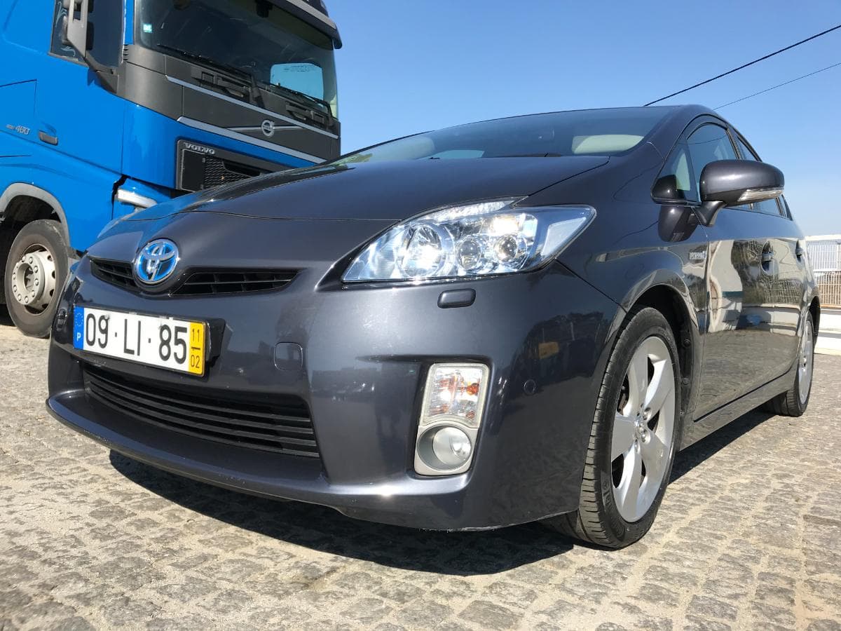 Toyota Prius 1.8 · Ano 2011 — imagen 7