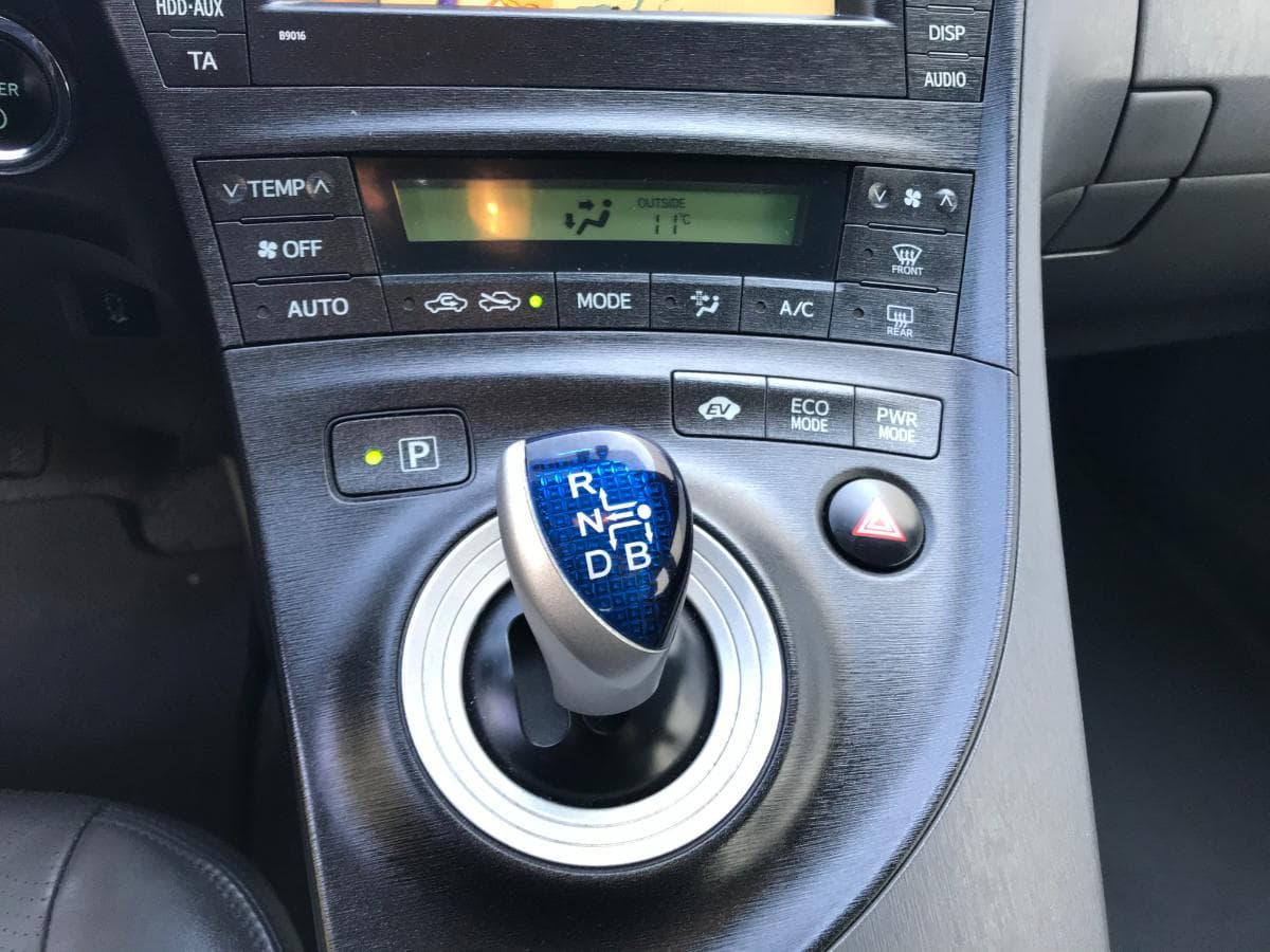 Toyota Prius 1.8 · Ano 2011 — imagen 15