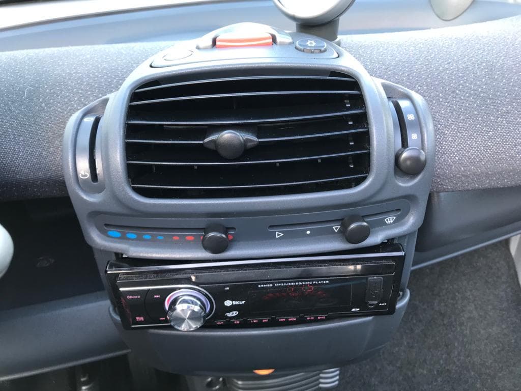 Smart Cabrio 0.7 · Ano 2003 — imagem 14