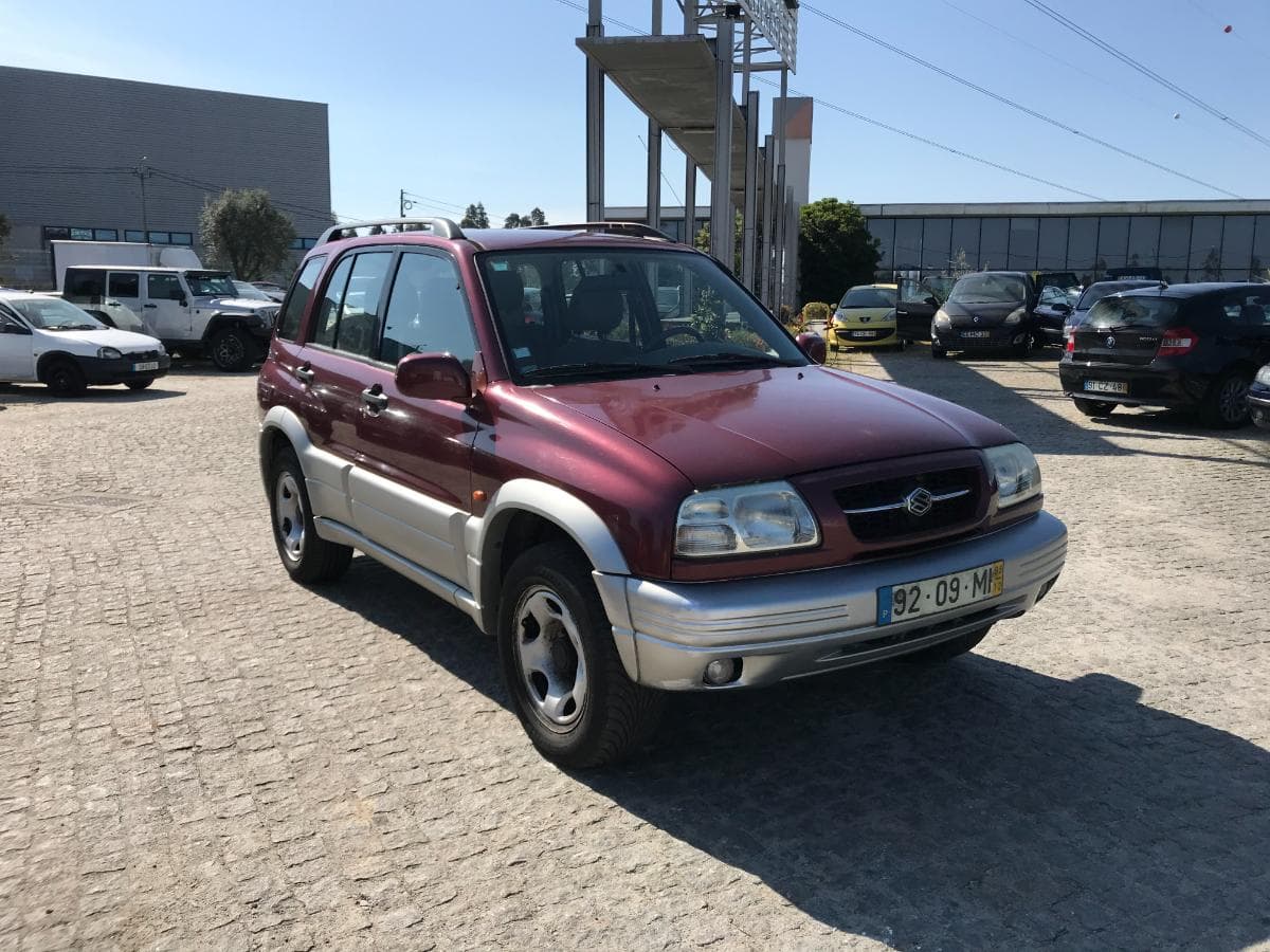 Suzuki Grand Vitara 2.0 · Ano 1998 — imagen 1