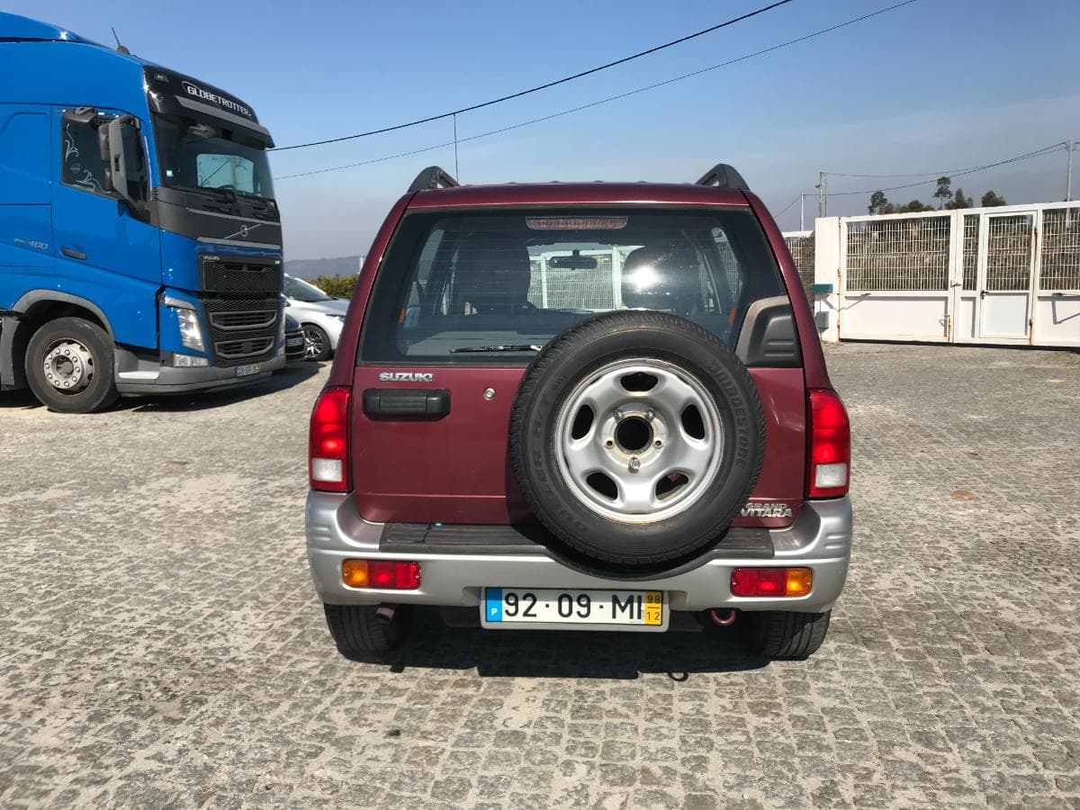 Suzuki Grand Vitara 2.0 · Ano 1998 — imagen 5