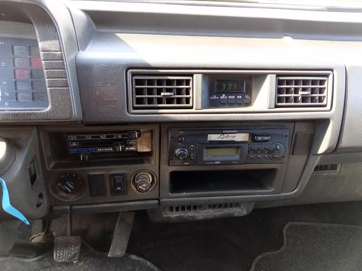 Kia Besta 2.2D · Ano 1997 — imagen 17