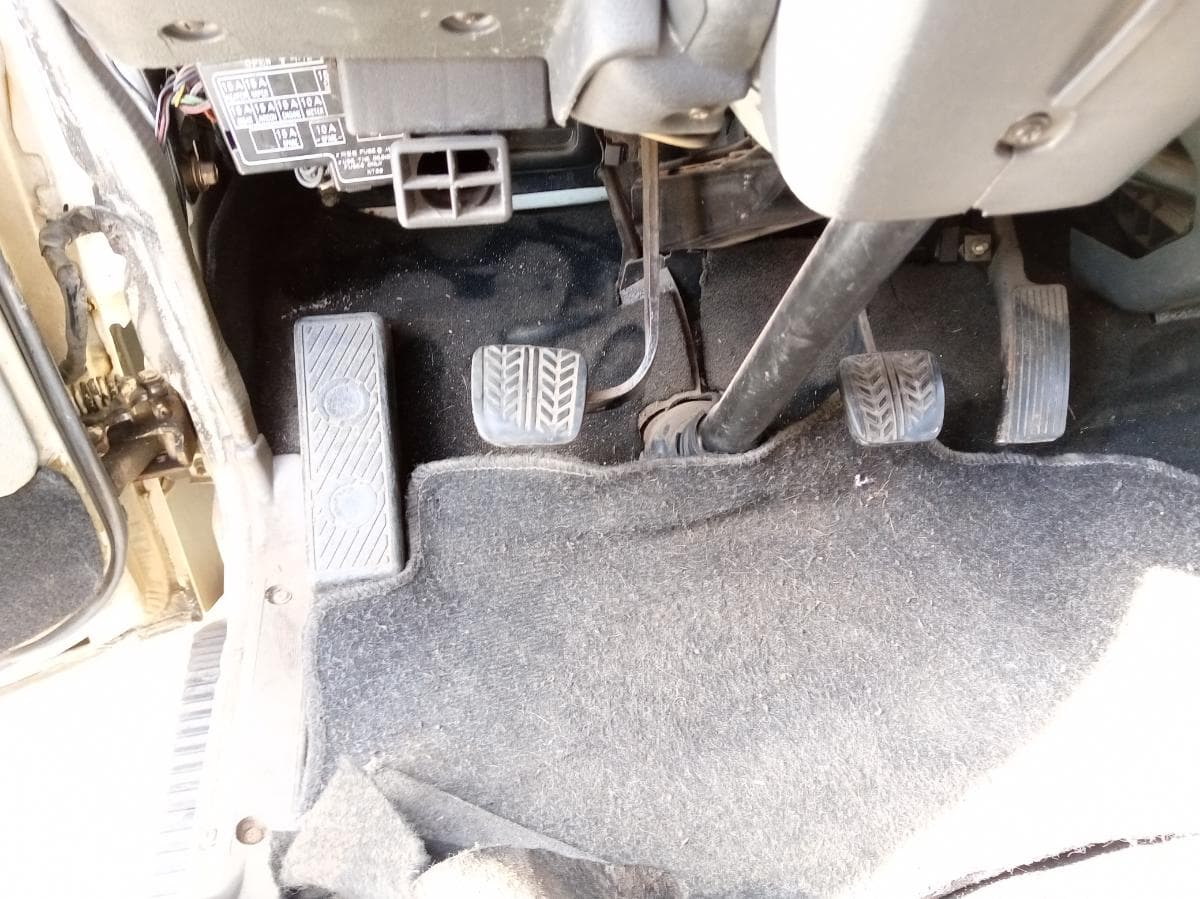 Kia Besta 2.2D · Ano 1997 — imagen 24