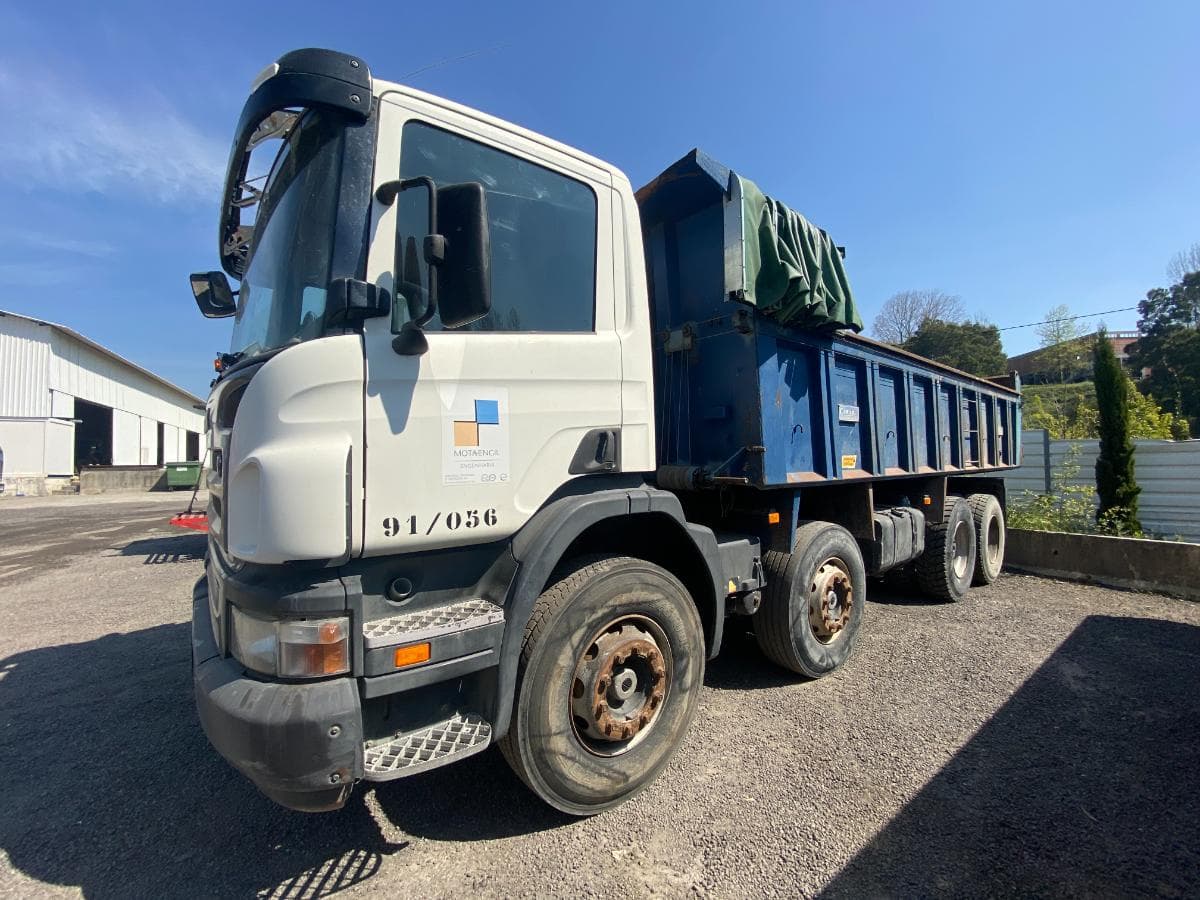 Camião Basc. 32 T (8X4) — imagem 6