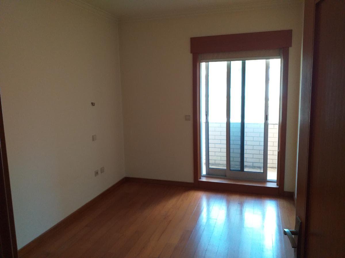 Apartamento T1 + Lugar de Garagem + Arrumos · Matosinhos — imagem 6