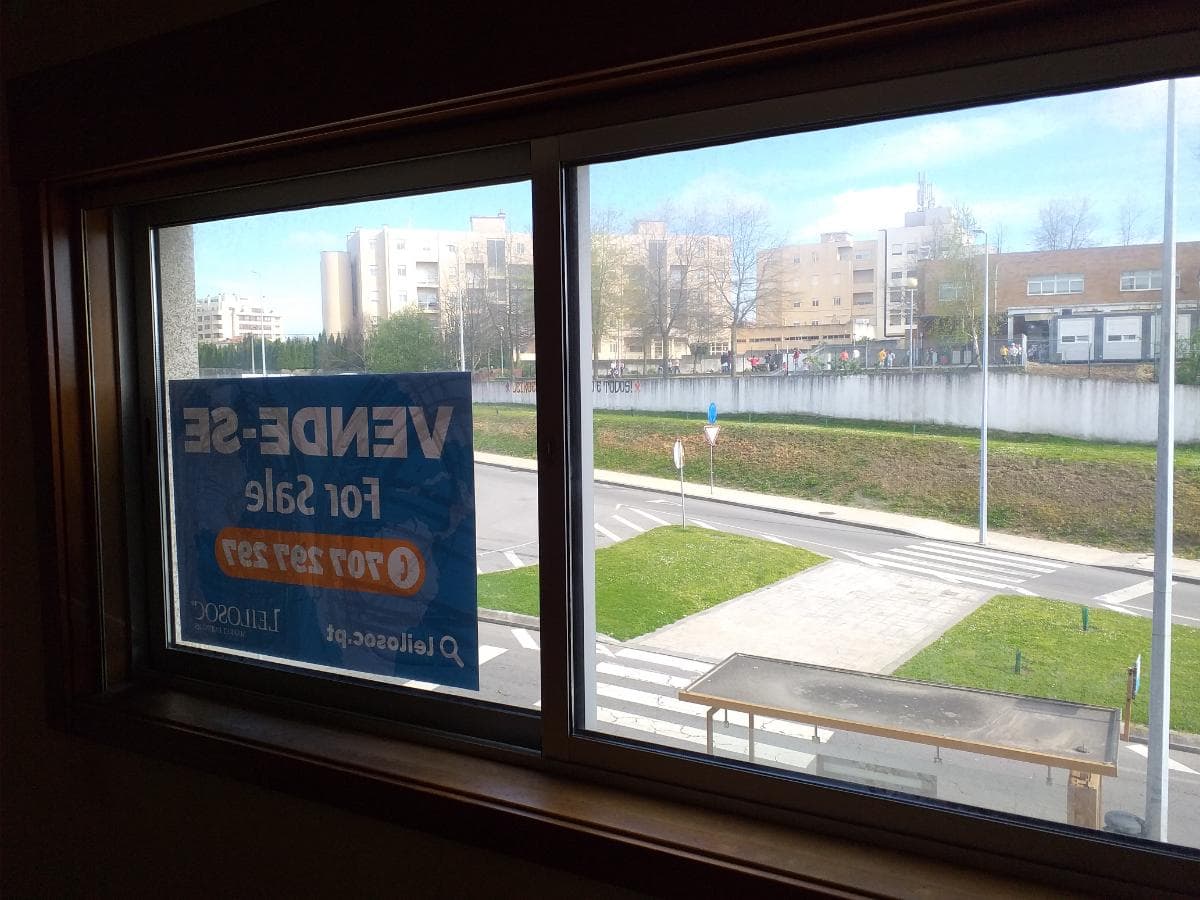 Apartamento T1 + Lugar de Garagem + Arrumos · Matosinhos — imagem 13