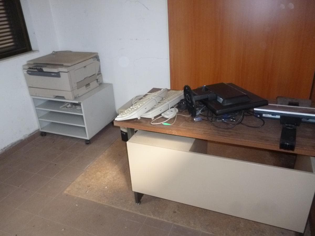 Equipamento de Escritório — imagem 1