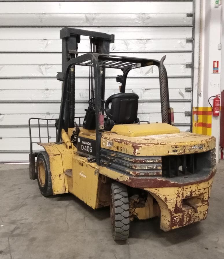Empilhador Daewoo D40 S — imagen 4