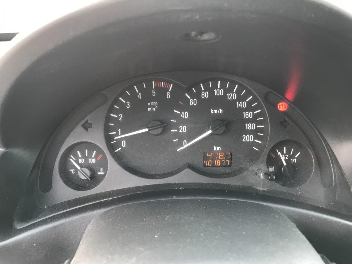 Opel Corsa 1.3 CDTI · Ano 2005 — imagem 10