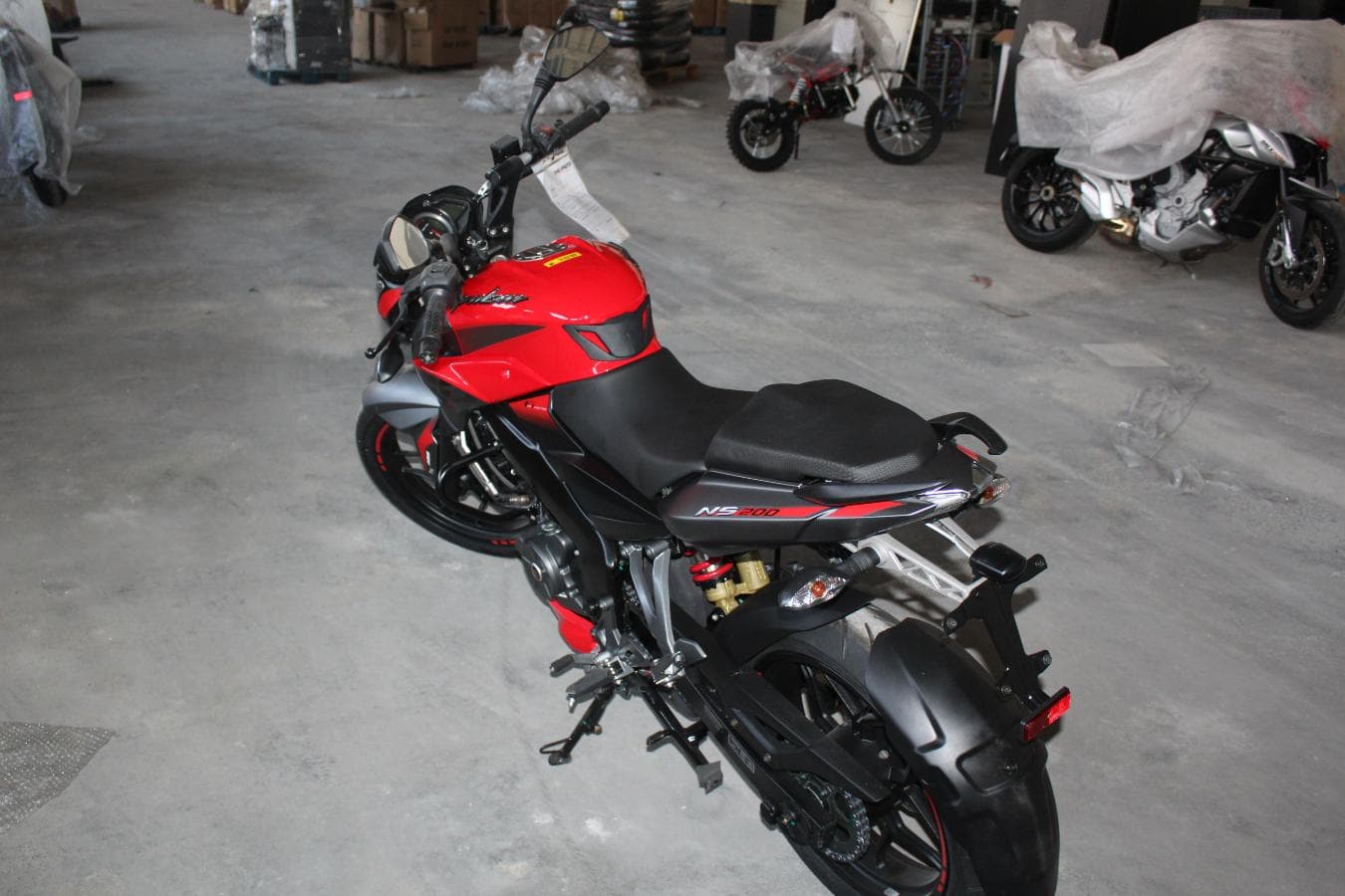 Bajaj Pulsar NS 200 FI ABS — imagem 8