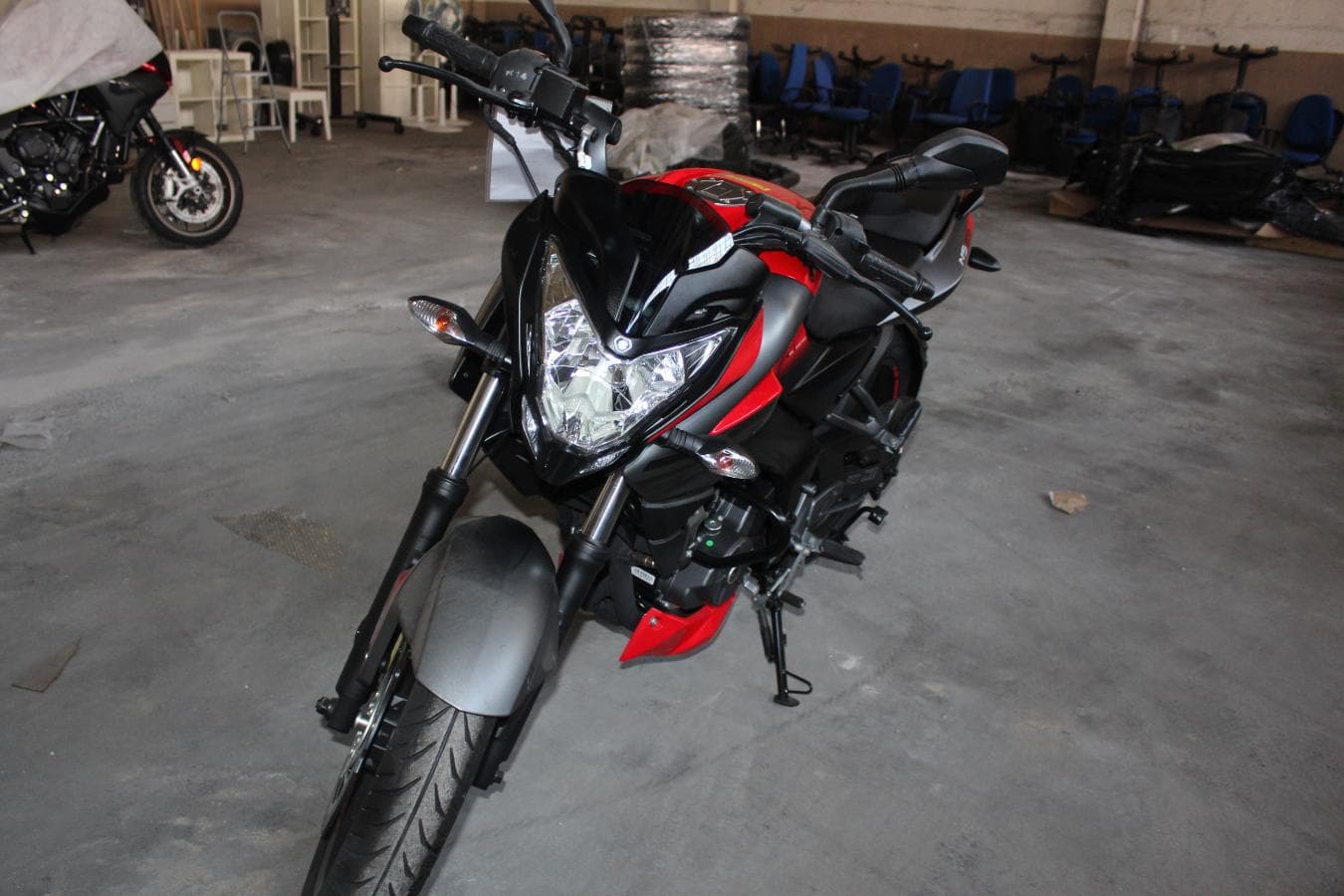 Bajaj Pulsar NS 200 FI ABS — imagem 6