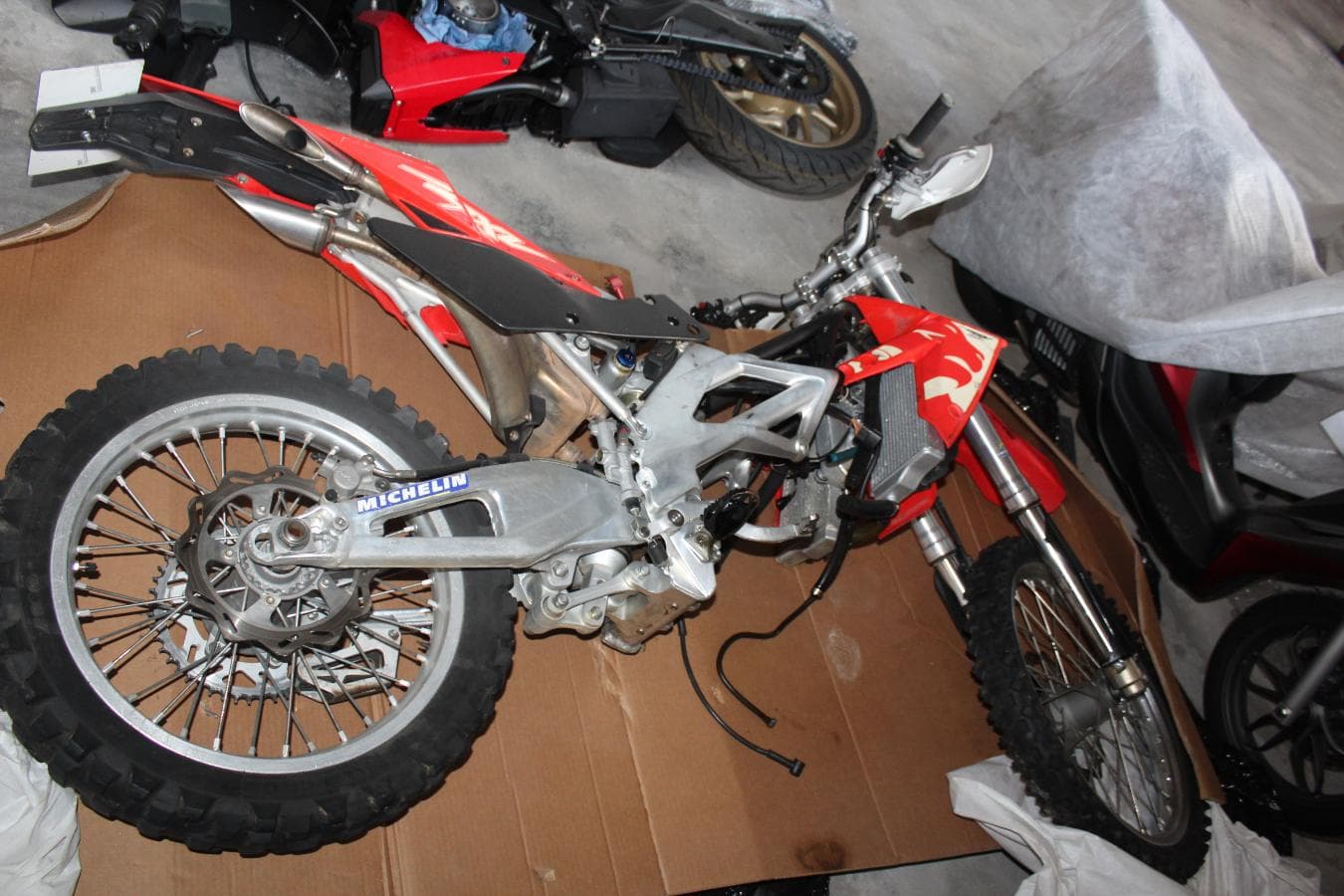 Aprilia RXV 450 — imagem 1