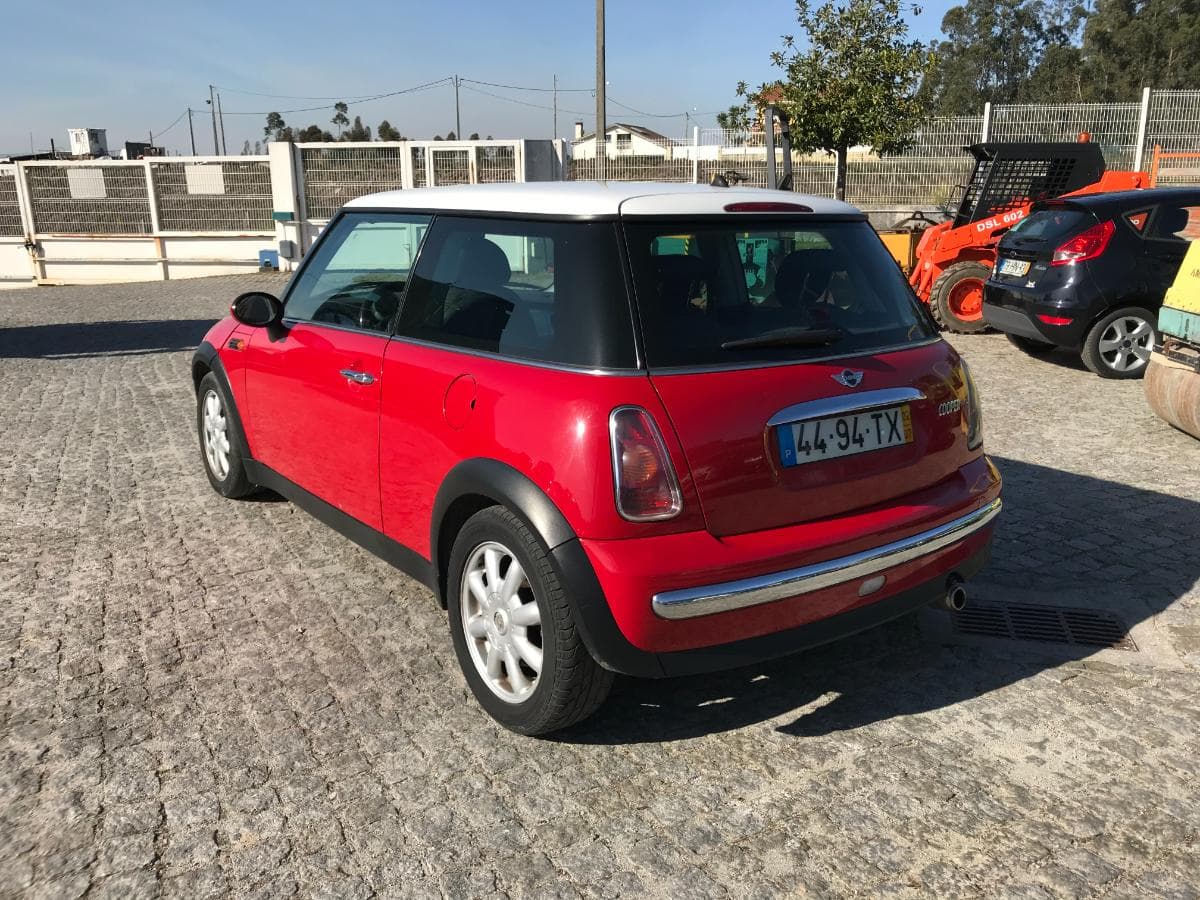 Mini Cooper 1.6 · Gasolina · Ano 2002 — imagem 4