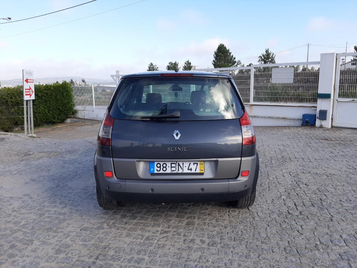 Renault Scénic 1.5 DCI · Ano 2006 — image 5