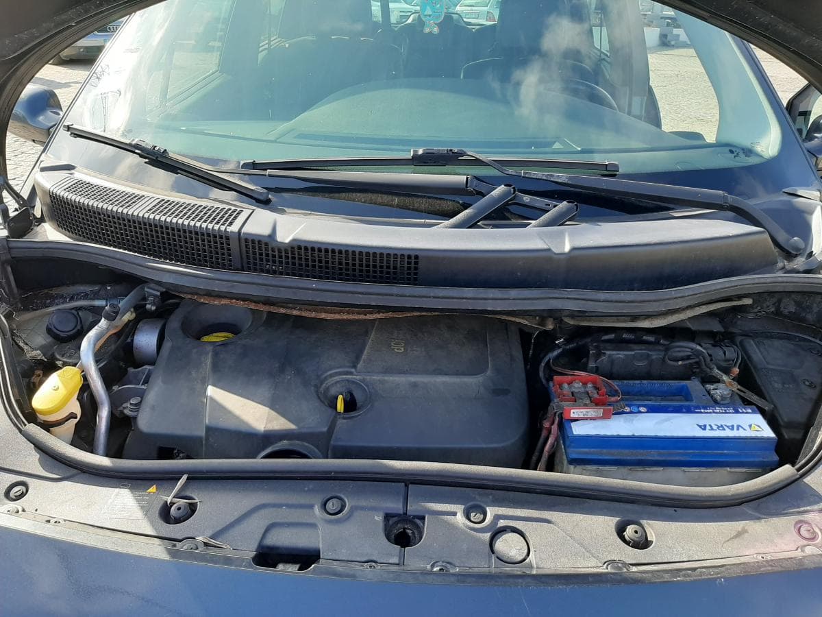 Renault Scénic 1.5 DCI · Ano 2006 — image 10
