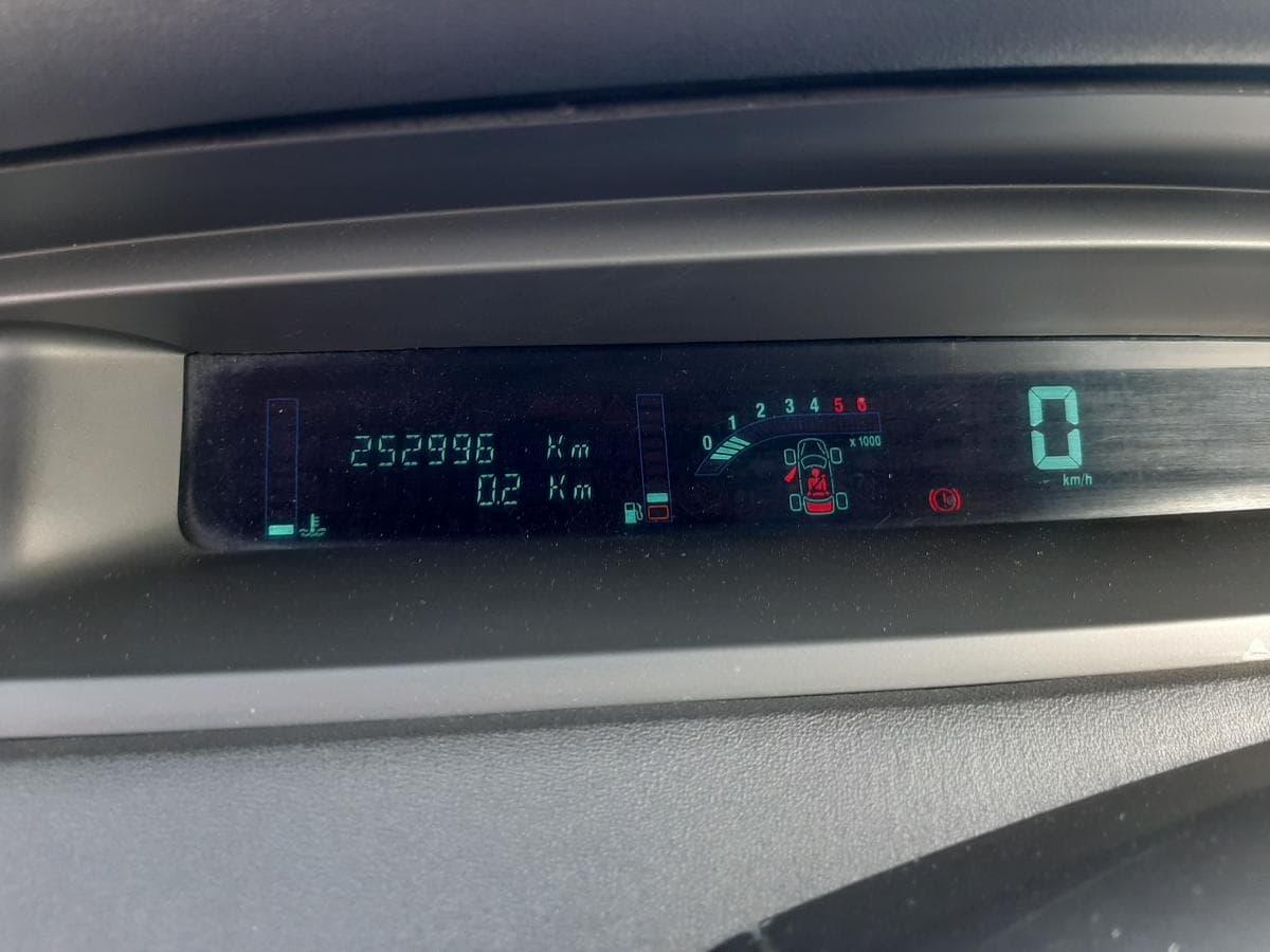 Renault Scénic 1.5 DCI · Ano 2006 — image 27