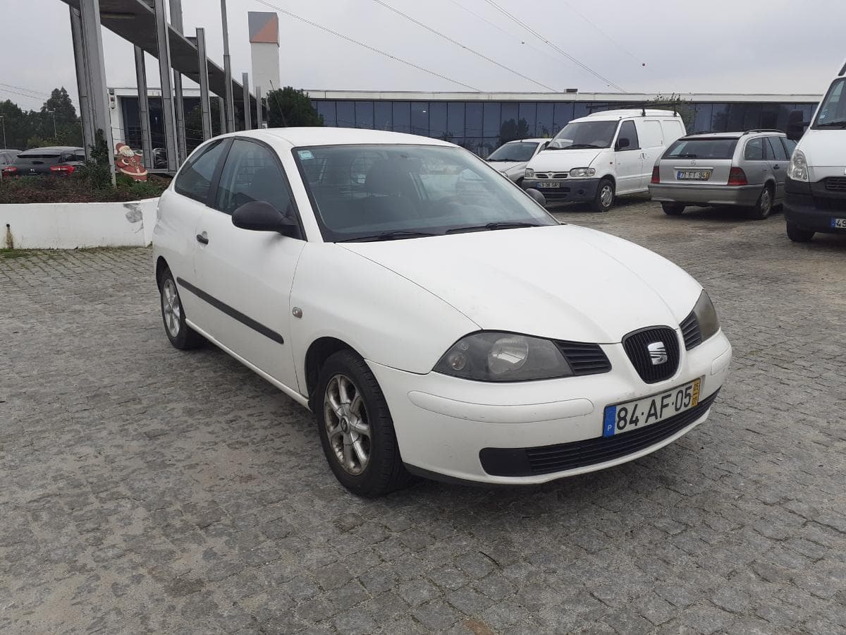 Seat Ibiza 1.4 TDI · Ano 2005 — image 1