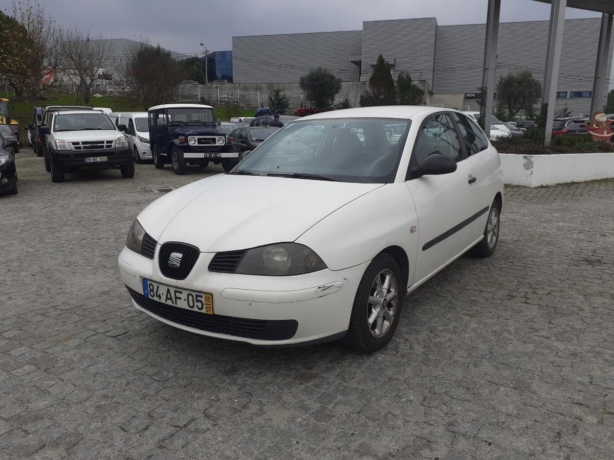 Seat Ibiza 1.4 TDI · Ano 2005 — image 3