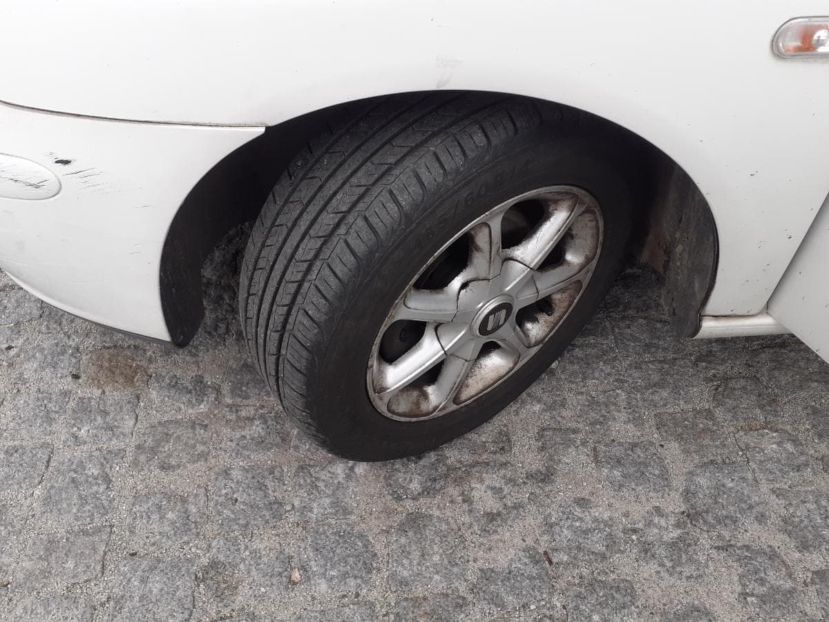 Seat Ibiza 1.4 TDI · Ano 2005 — image 11