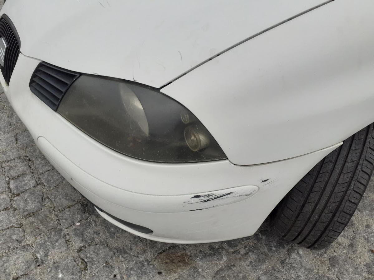 Seat Ibiza 1.4 TDI · Ano 2005 — image 12
