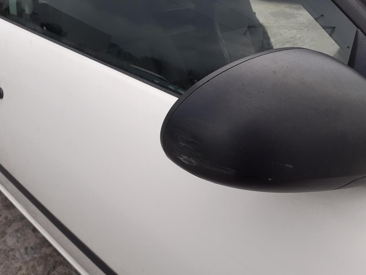Seat Ibiza 1.4 TDI · Ano 2005 — image 13
