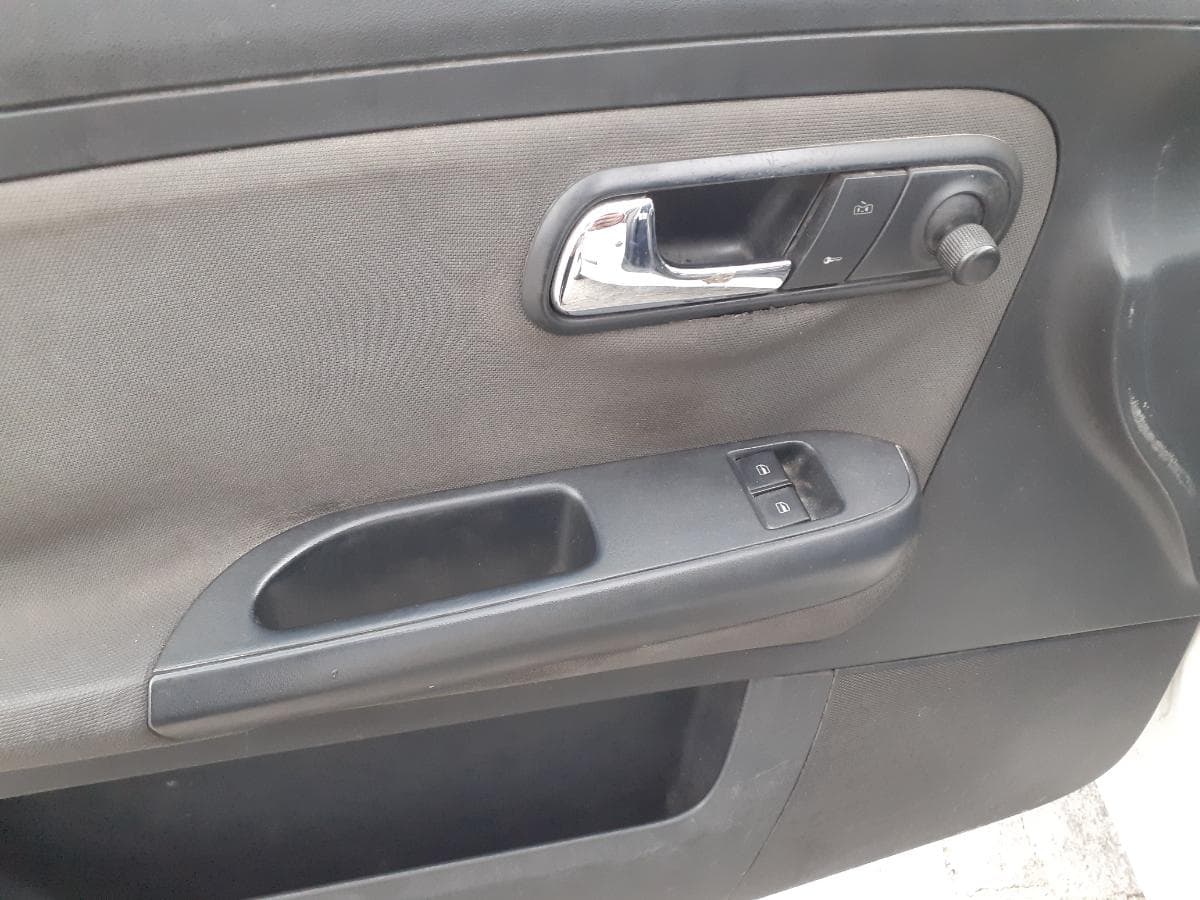 Seat Ibiza 1.4 TDI · Ano 2005 — image 26