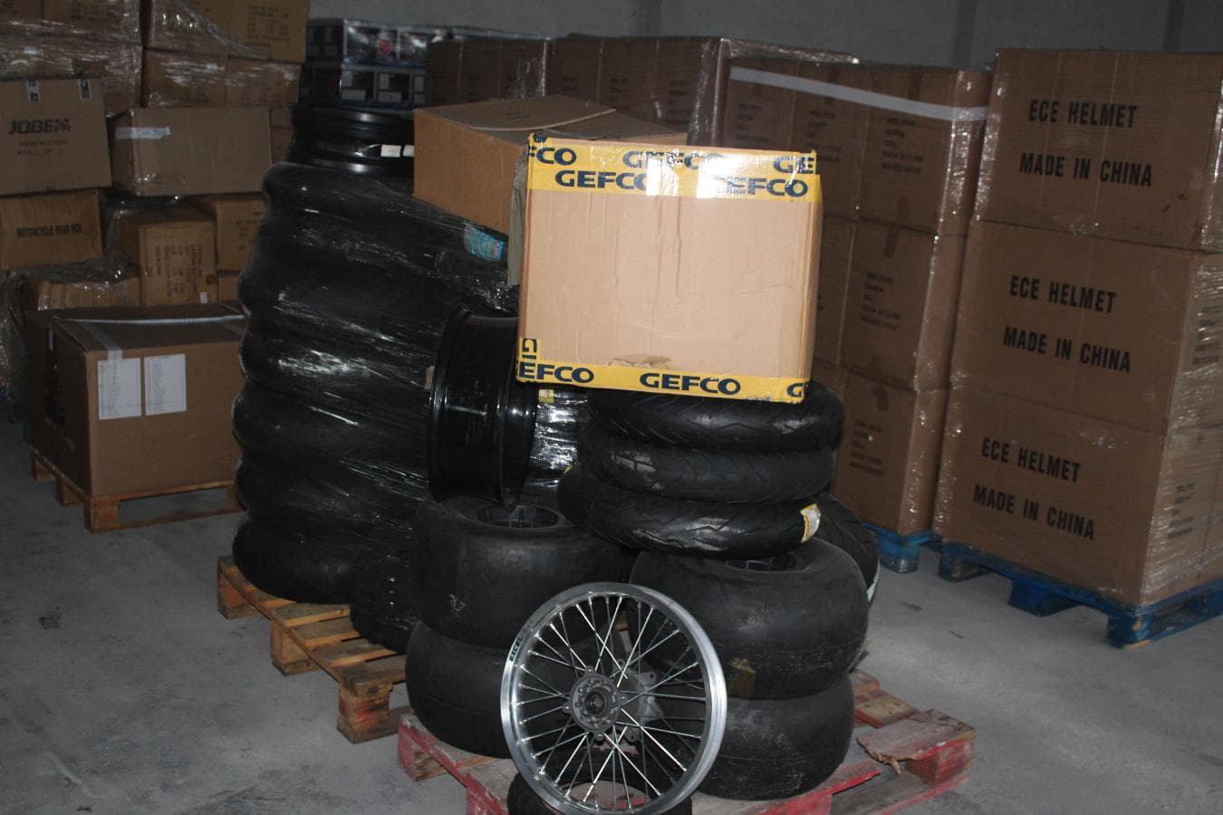 Pneus e jantes de motos — image 2