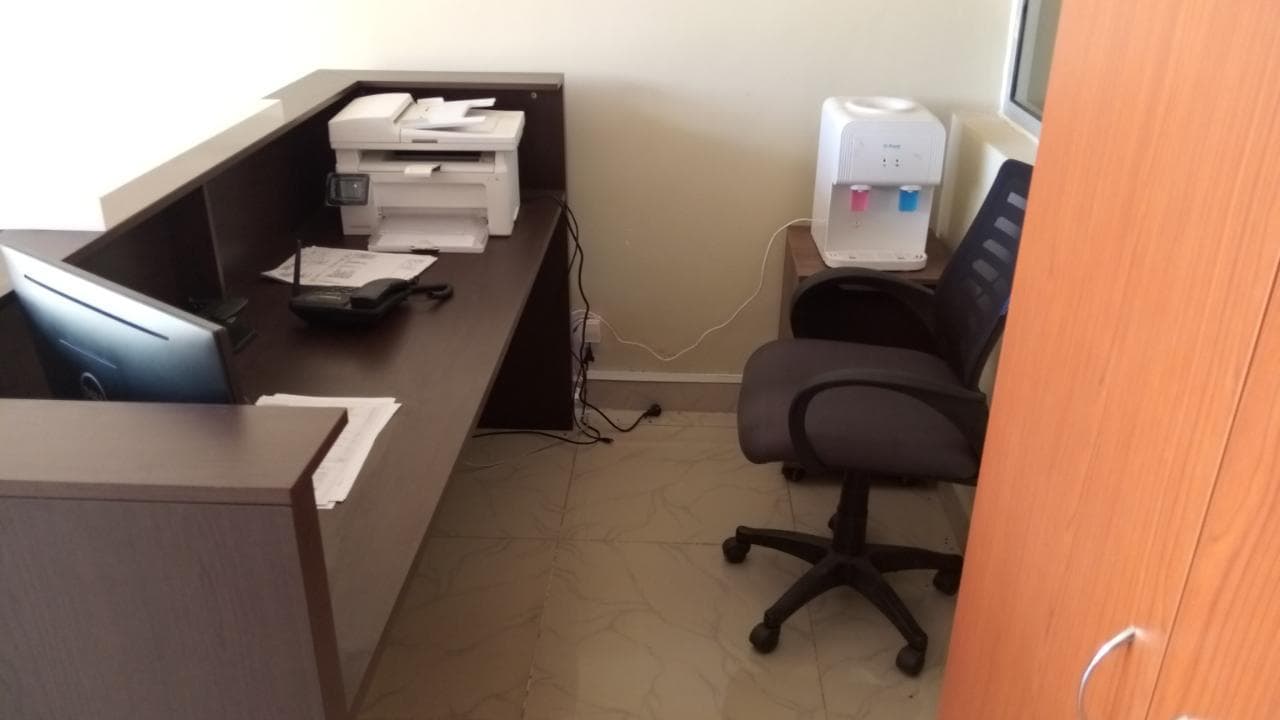 Móvel de Escritório ·
