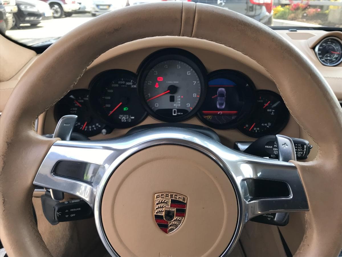 Porsche 911 Carrera S Coupé · Ano 2012 — image 24