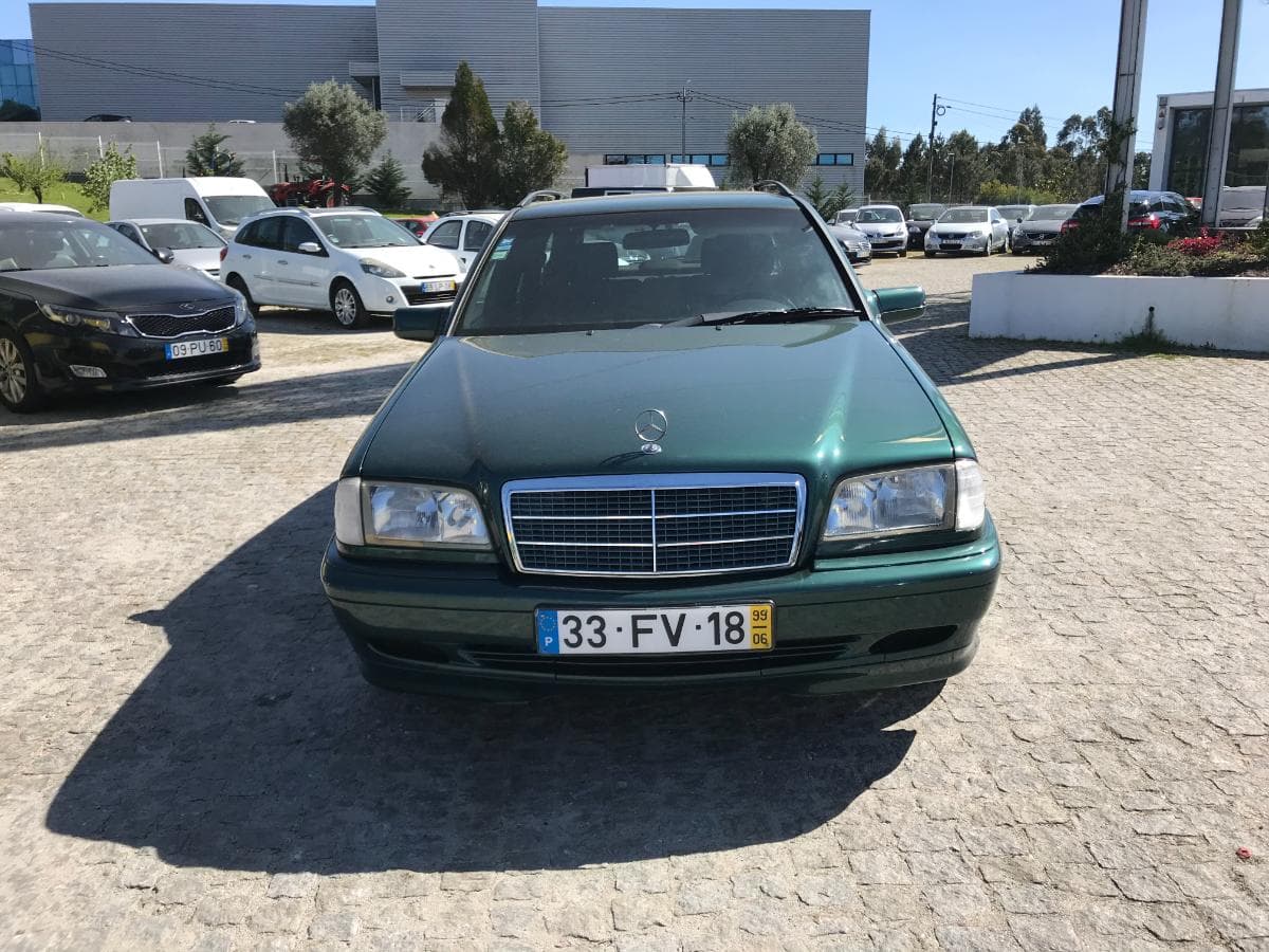 Mercedes-Benz C220 CDI · Ano 1999 — image 3