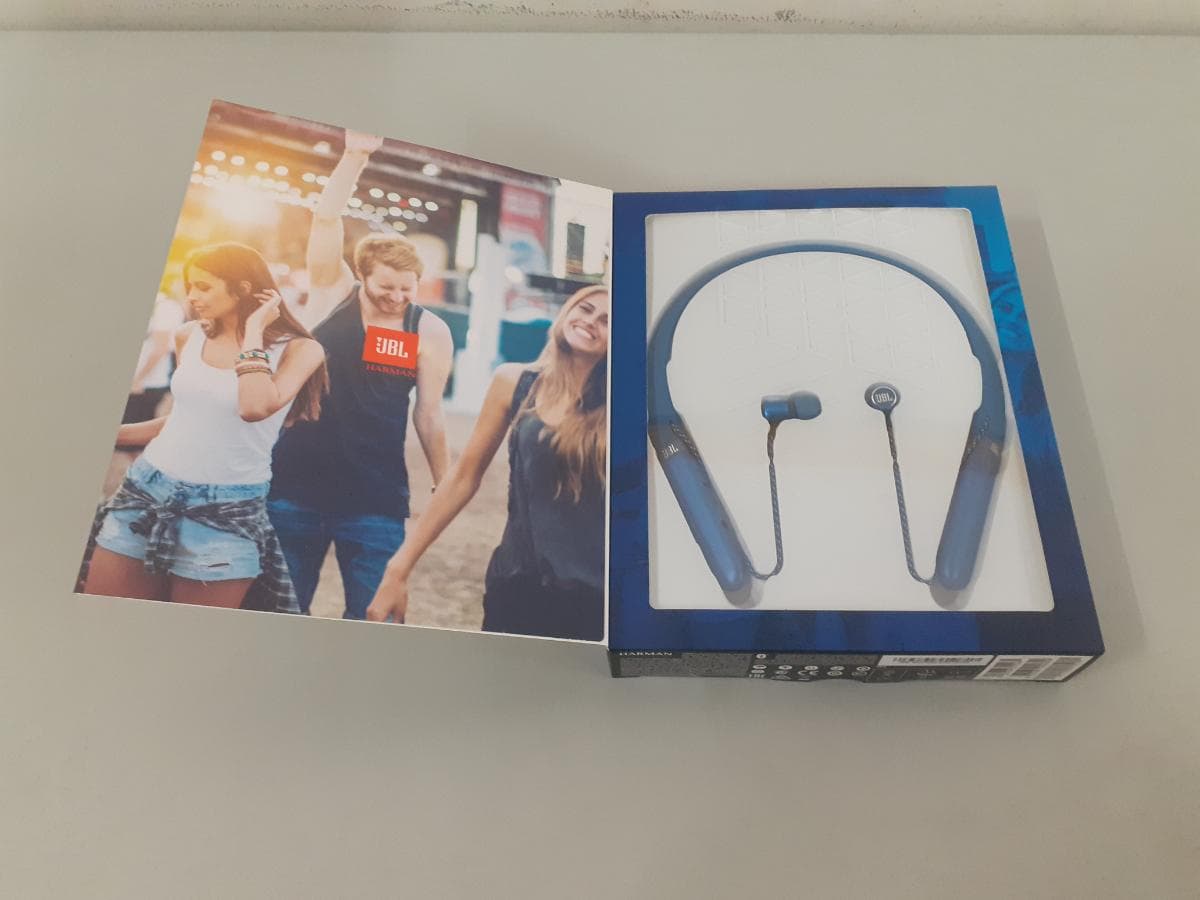 Headphone