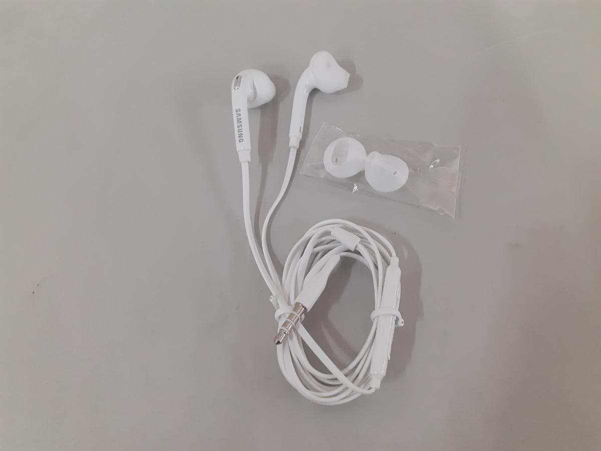 Fones — image 4