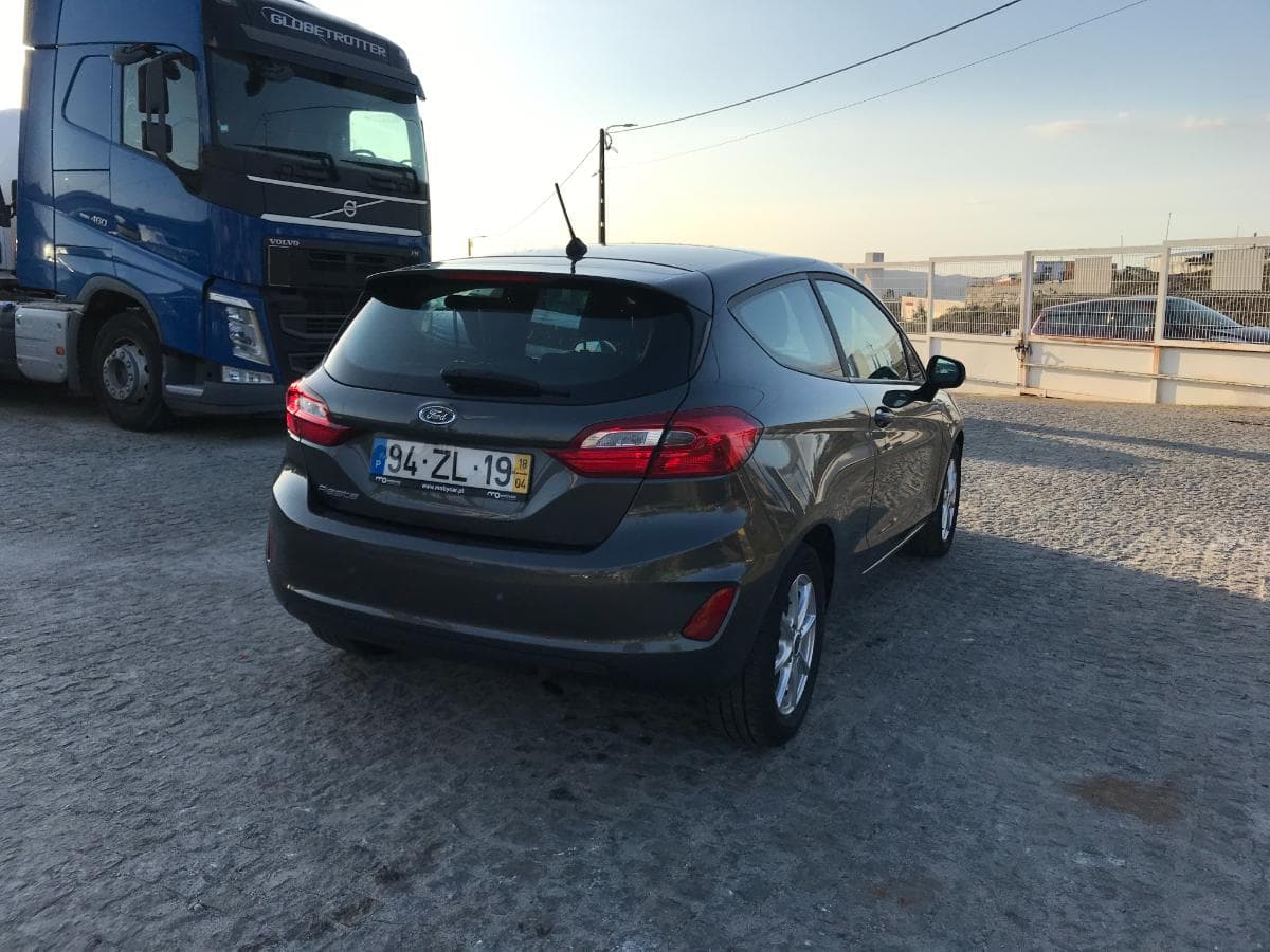 Ford Fiesta 1.0 · Ano 2018 — image 4
