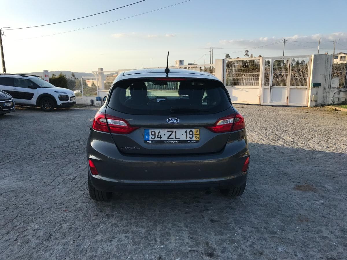 Ford Fiesta 1.0 · Ano 2018 — image 5