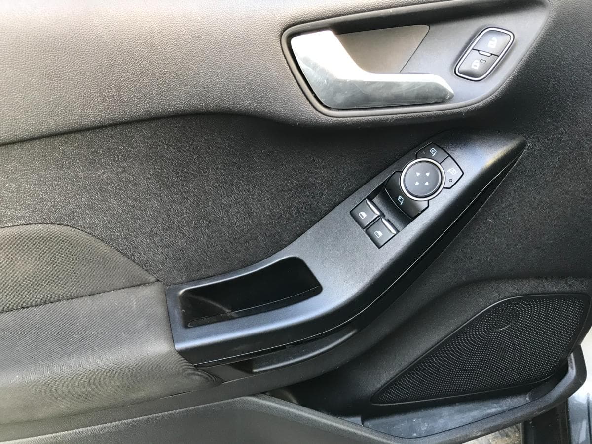 Ford Fiesta 1.0 · Ano 2018 — image 16