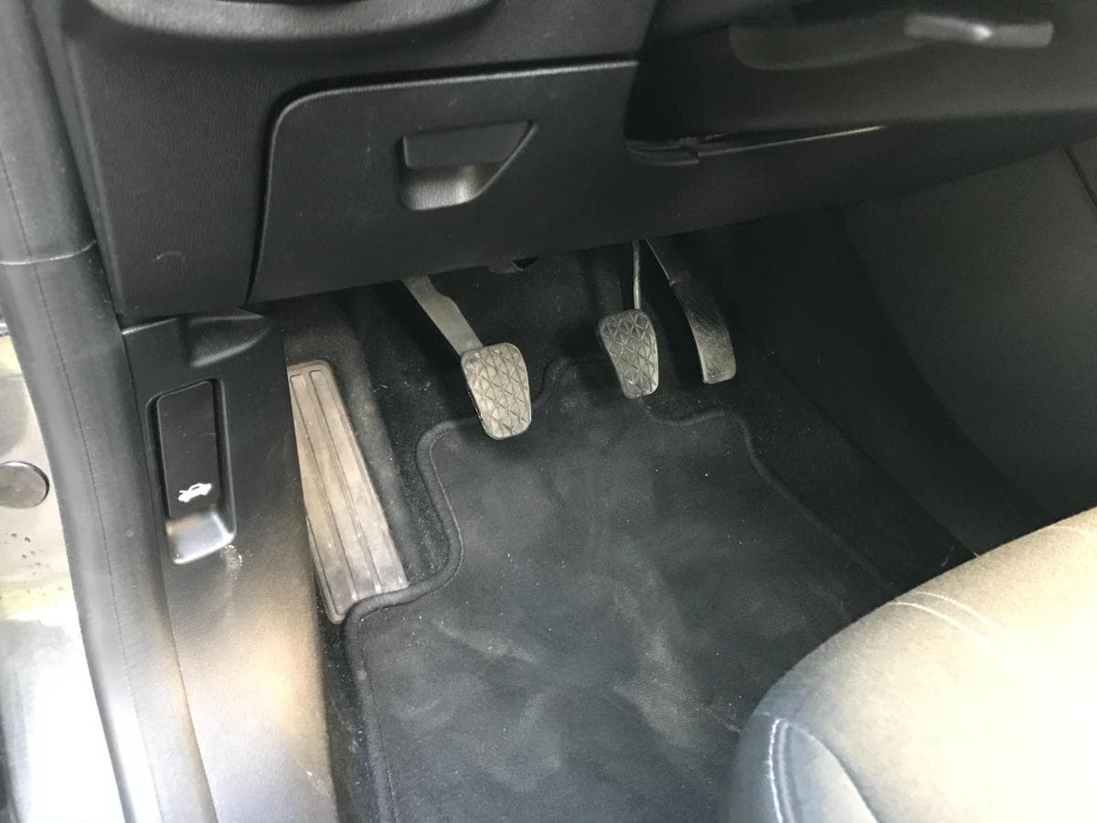 Ford Fiesta 1.0 · Ano 2018 — image 17