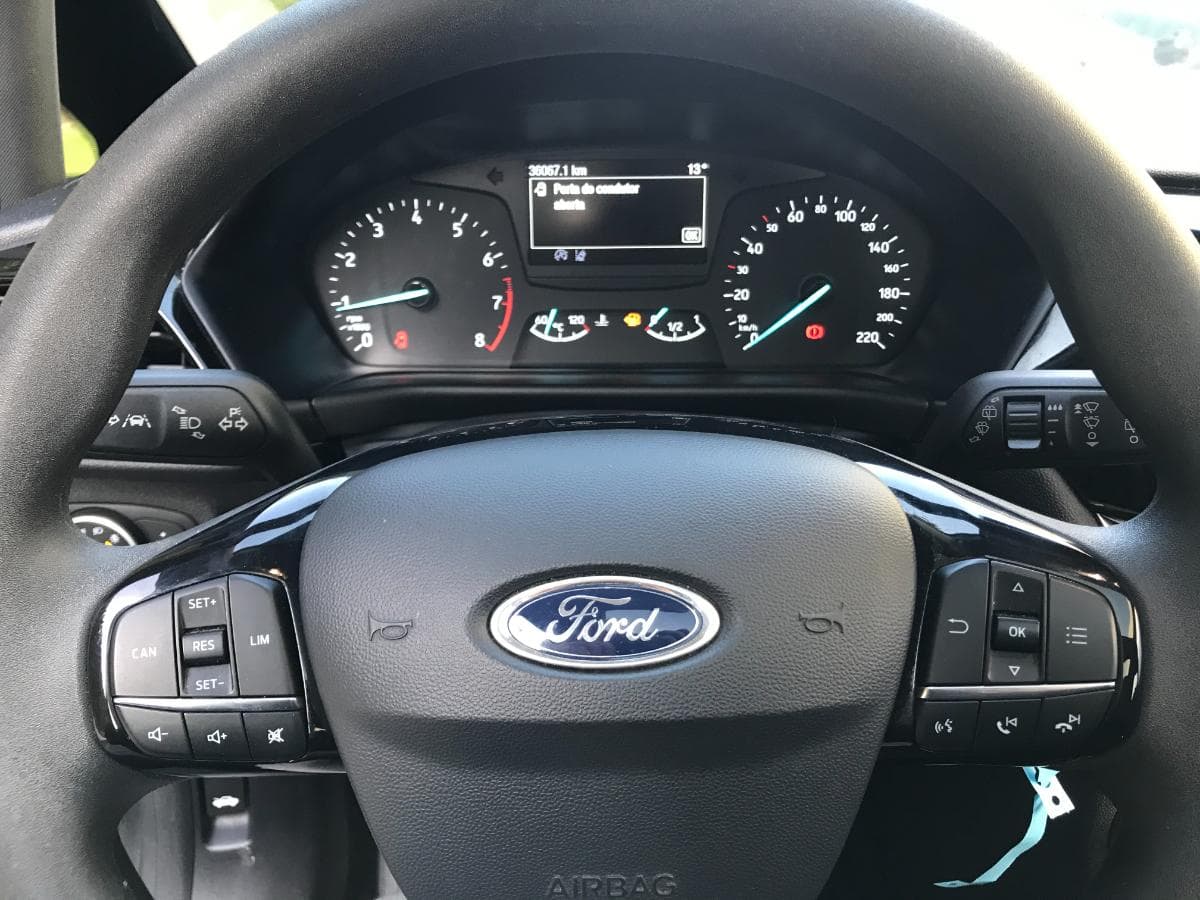 Ford Fiesta 1.0 · Ano 2018 — image 21