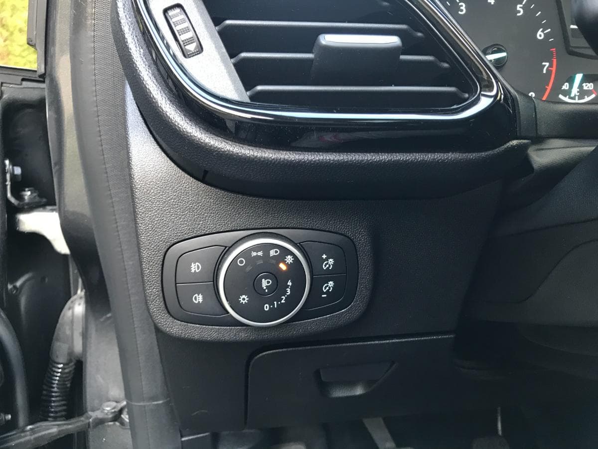 Ford Fiesta 1.0 · Ano 2018 — image 27