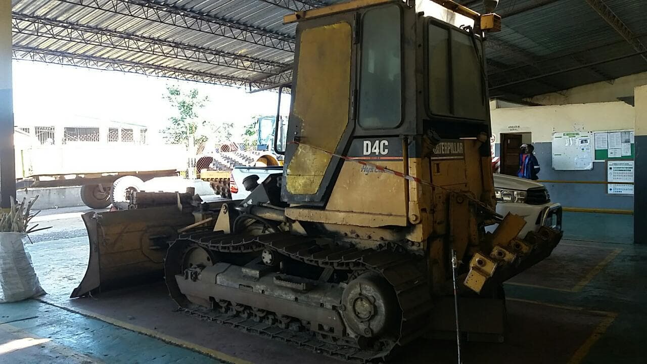 Bulldozer · — imagem 2