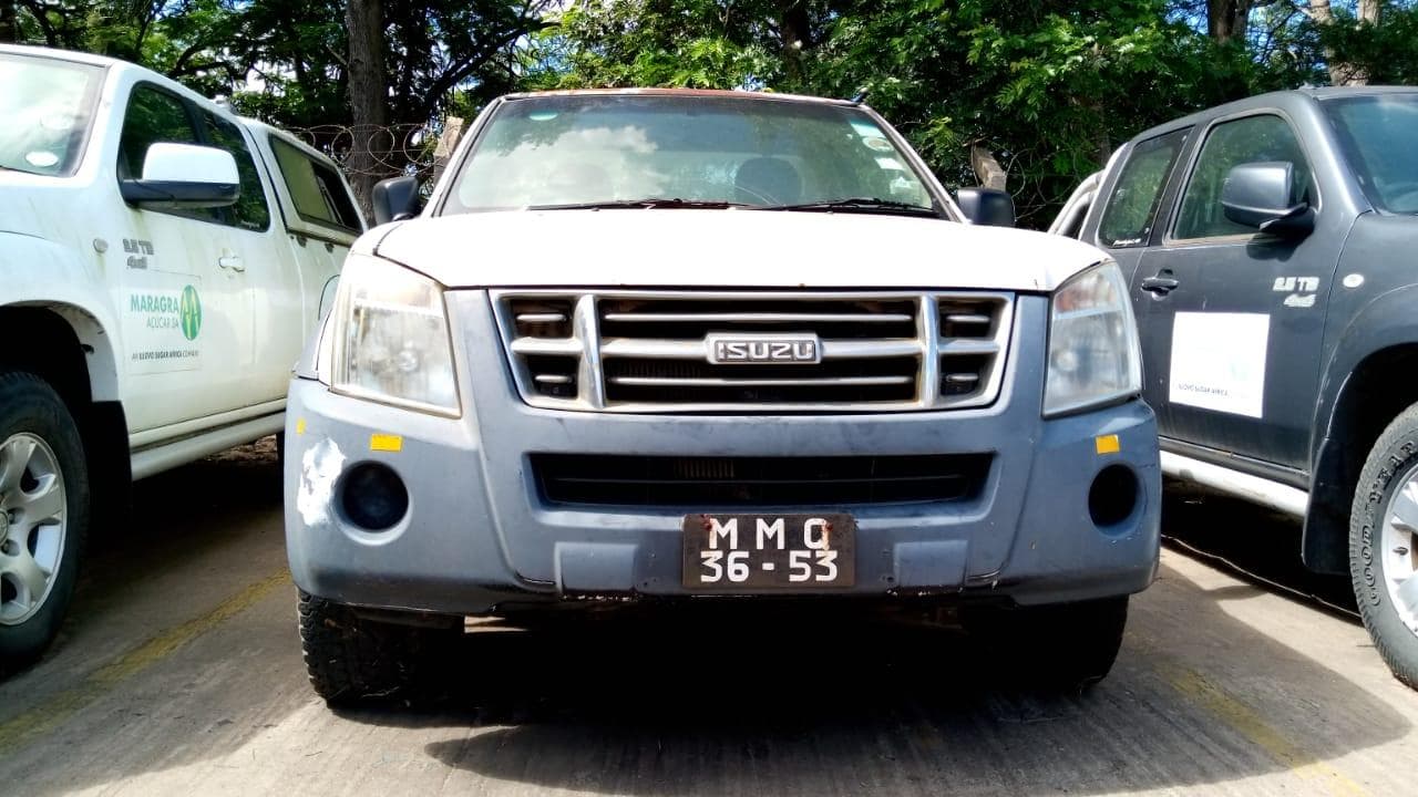 Isuzu KB250 · — image 2