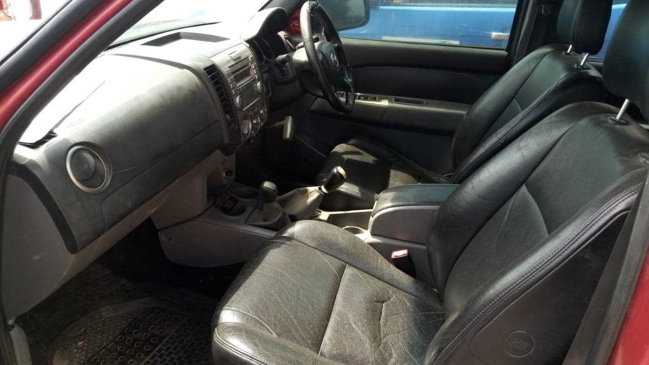 Mazda BT50 · — image 7
