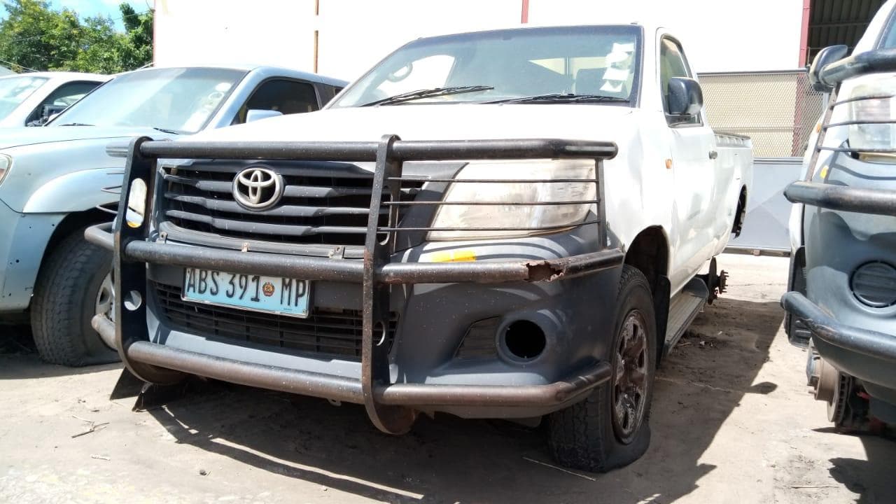 Toyota Hilux 2.5C/C ·
