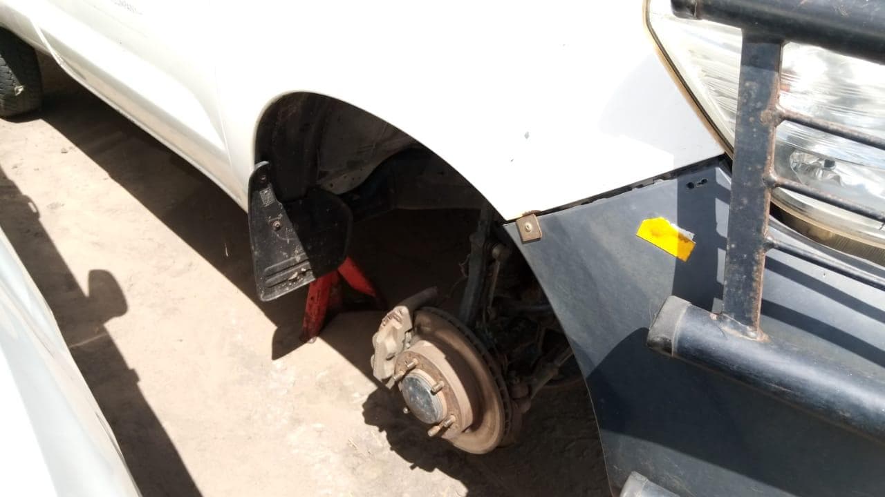 Toyota Hilux 2.5C/C · — image 13