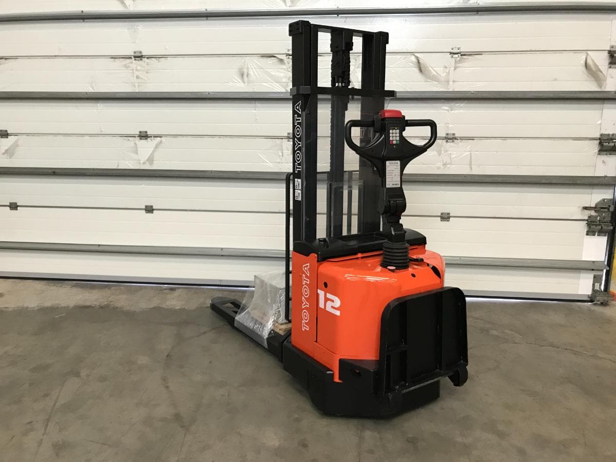 Stacker Toyota 7SM10 · Ano 2007 — imagem 5